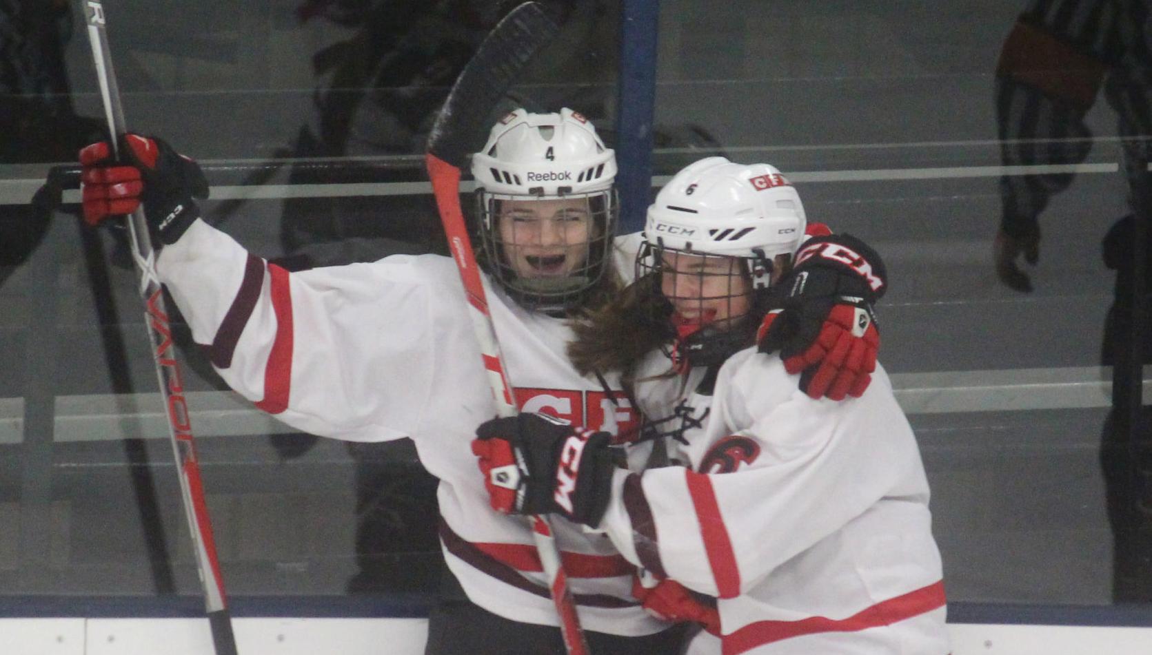 Chi-Hi/Menomonie girls hockey vs Appleton United at Eau Claire 12-28-17